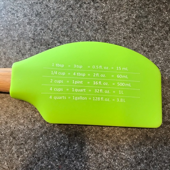 Pampered Chef rubber scraper - Picture 3 of 4
